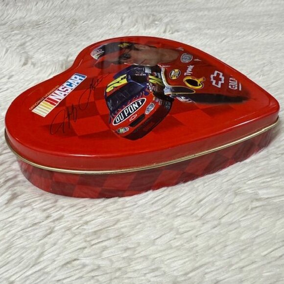 Vintage Jeff Gordon Nascar Heart -Shaped Tin + Dupont 24 Racing Car Magnet Set - Picture 3 of 14